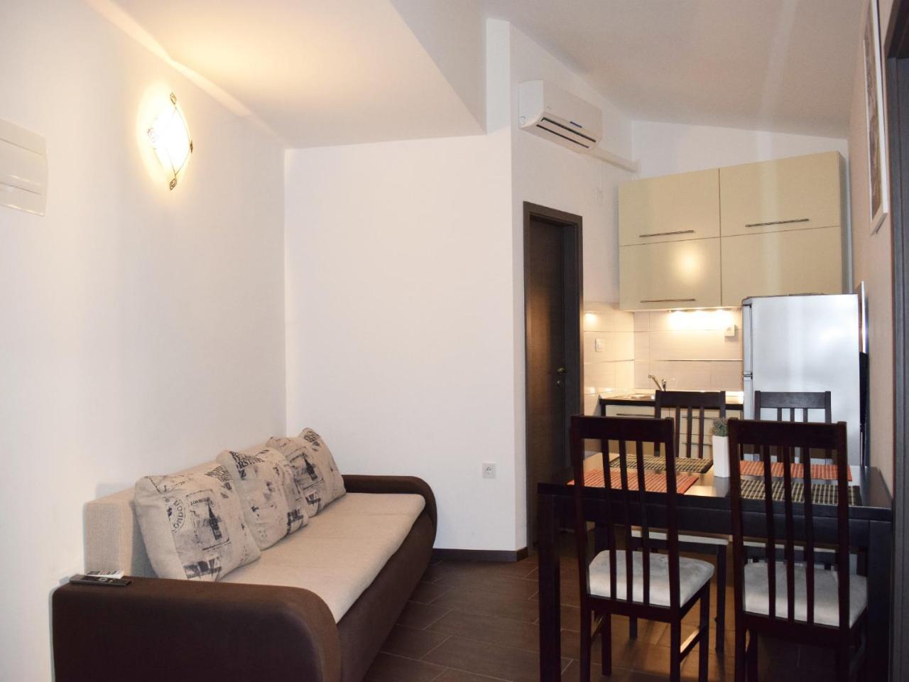 Apartments Andrea Podstrana Zewnętrze zdjęcie