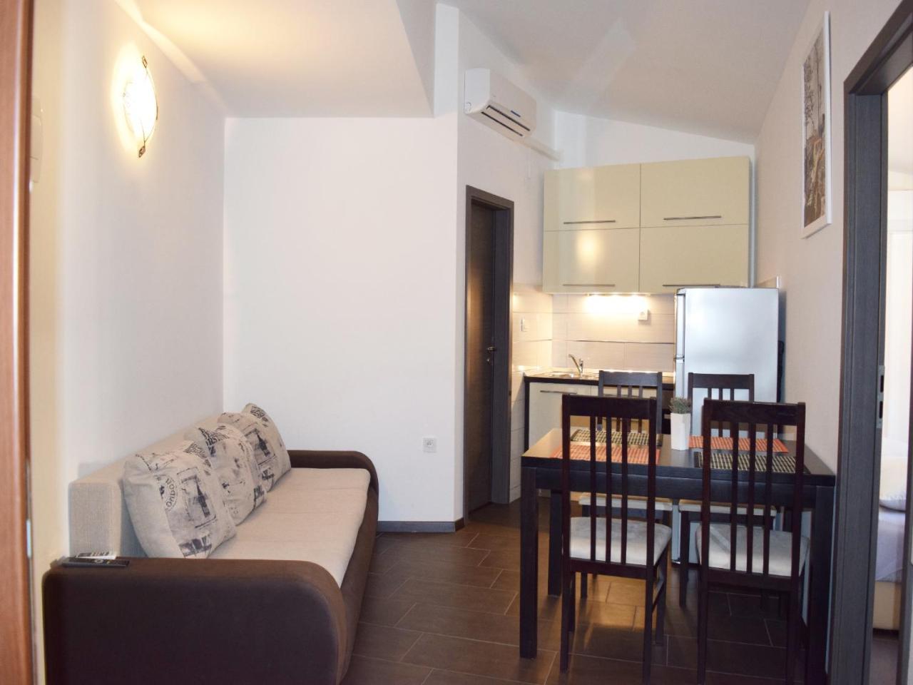 Apartments Andrea Podstrana Zewnętrze zdjęcie